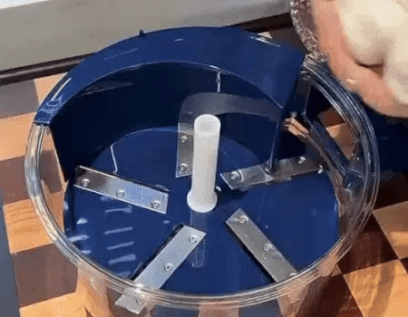 Fruit &amp; Vegetable Peeler